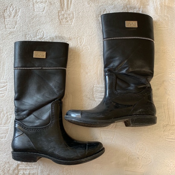 Michael Kors Other - ⭐️5/$25 Michael Michael Kors Girl Black Rain Boots